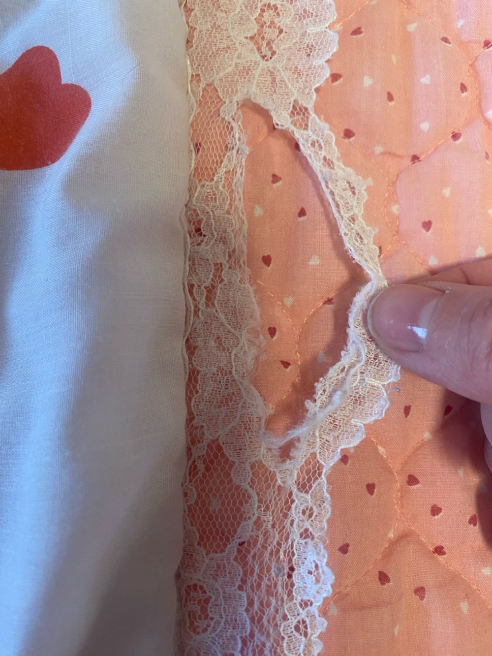 Vintage Care Bears Love-A-Lot Bear Twin Size Quilt Pink Hearts Ruffle Trim RARE - Picture 5 of 7